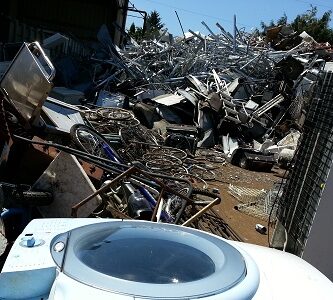 ¿Cómo empezar el negocio de reciclaje de chatarra?